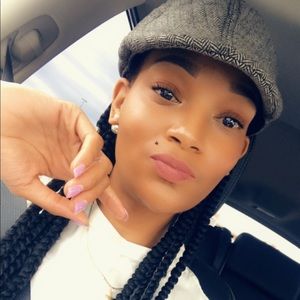 Meet your Posher, Whittany